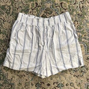 Aerie White and Blue Striped Boxer shorts